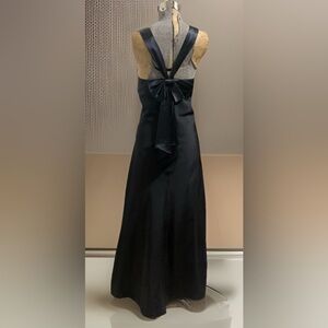 Vintage Black Gown Women’s Size Medium Satin Decorative Straps & Bow No Tags